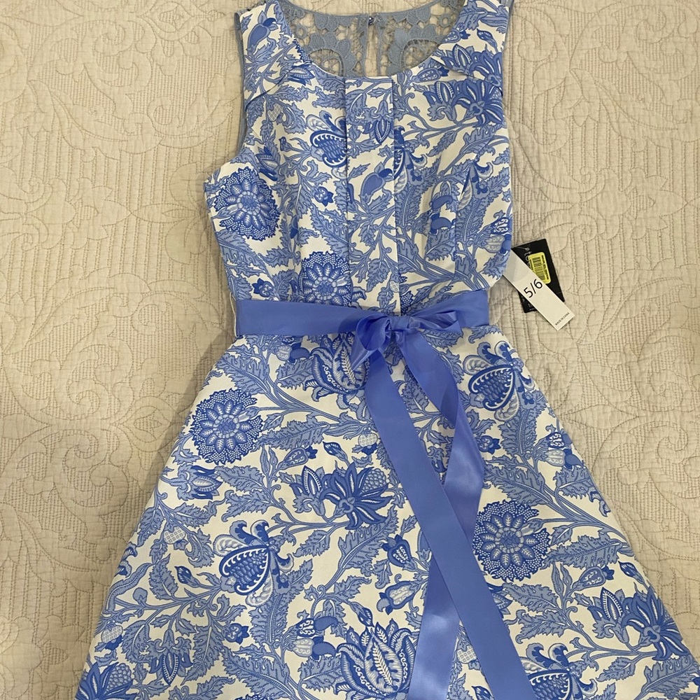 Women’s Formal Dress size 5/6